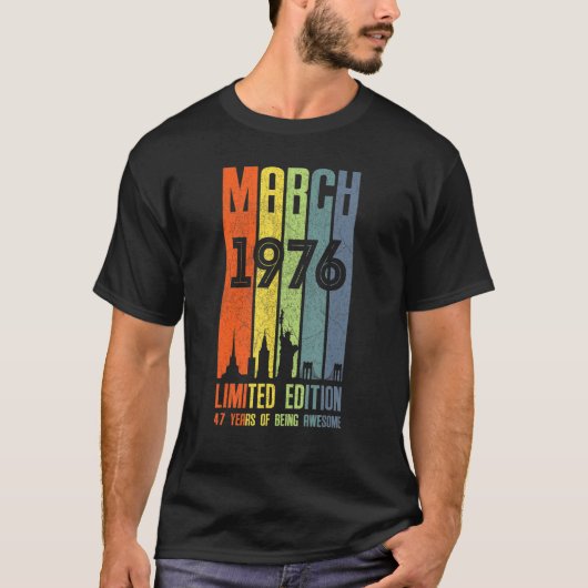 1976年3月47誕生日47歳1976年誕生日V Tシャツ (正面)