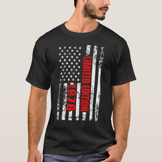 1976生まれ年に愛国的な46誕生日 Tシャツ (正面)