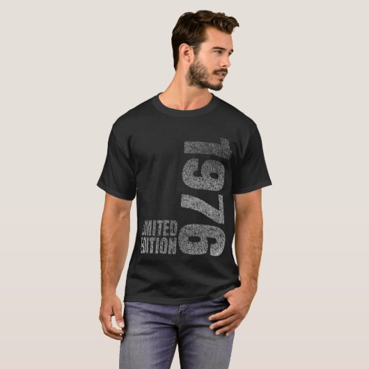 1976 Born birthday present Tシャツ (正面フル)