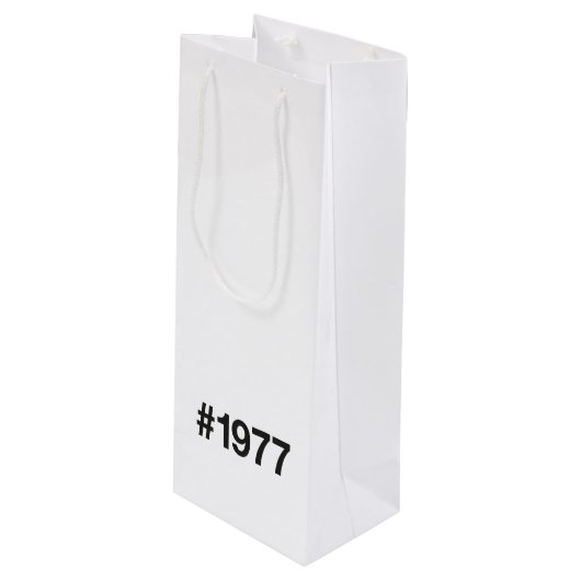 1977ハッシュタグ48誕生日記念日 ワインギフトバッグ (正面アングル)