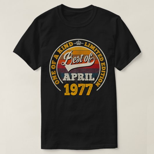 1977最高の年4月45誕生日ギフト45年 Tシャツ (デザイン正面)