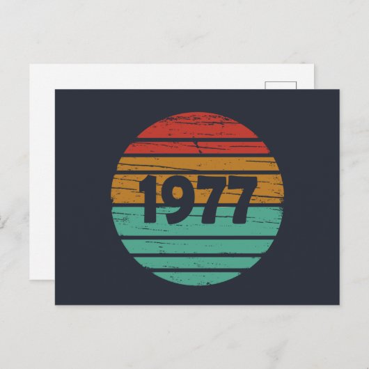 1977生まれ年のヴィンテージ誕生日ギフト シーズンポストカード (正面/裏面)