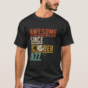 1977素晴らし年10月以来ムーンキャットこうもり不気味ハル Tシャツ