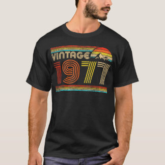 1977 1977誕生日1977歳 Tシャツ