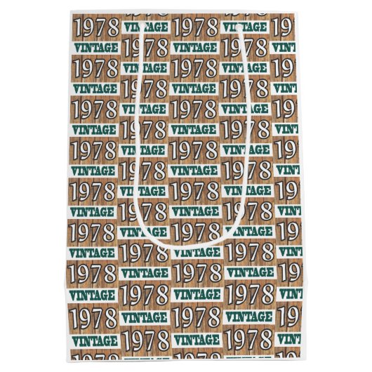 1978年生まれ中抱き枕 ミディアムペーパーバッグ (裏面)