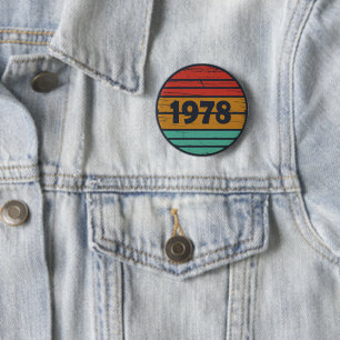 1978生まれ年のヴィンテージ誕生日ギフト 缶バッジ