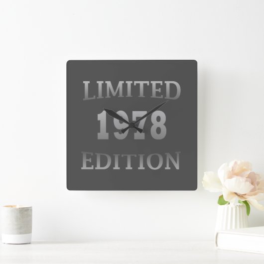 1978生まれ年の誕生日ギフト スクエア壁時計 (ホーム)