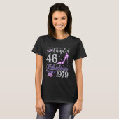 1979年以来素晴らしい46歳の誕生日おめでとうレディー Tシャツ (正面フル)