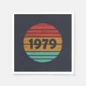 1979生まれ年のヴィンテージ スタンダードカクテルナプキン (正面)
