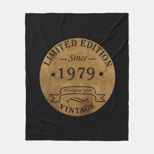 1979生まれ年のヴィンテージ フリースブランケット (正面)