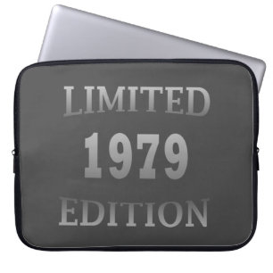 1979生まれ年生誕限定版 ラップトップスリーブ