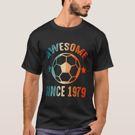 1979素晴らし年からチーム誇りを持ったサッカーB日Py Tシャツ (正面)