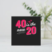 1980おもしろい年代ベビー40歳の誕生日お祝い40はT 招待状 (スタンド正面)