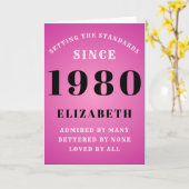 1980パーソナライズされた誕生日ピンクお名前を追加 カード (黄色い花)