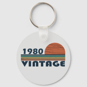 1980生まれ年のヴィンテージ誕生日ギフト キーホルダー