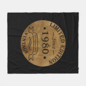 1980生まれ年のヴィンテージ フリースブランケット (正面(横))