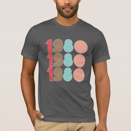 1980s Cool Retro Typography Repeat Script Tシャツ (正面)