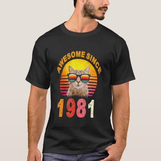 1981年以来41番目の誕生日素晴らしヴィンテージ猫 Tシャツ (正面)