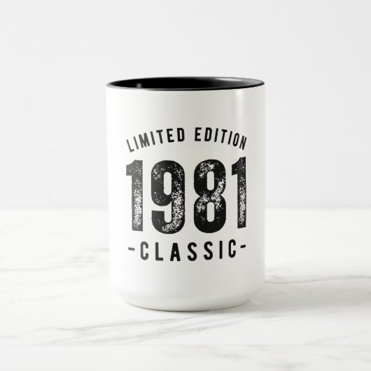1981年 クラシックな誕生年 マグカップ (中央)