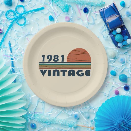 1981生まれ年のヴィンテージ誕生日ギフト ペーパープレート (パーティー)