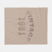 1981生まれ年のヴィンテージ フリースブランケット (正面(横))