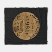 1981生まれ年のヴィンテージ フリースブランケット (正面(横))