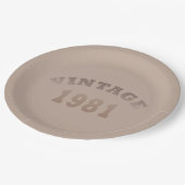 1981生まれ年のヴィンテージ ペーパープレート (アングル)