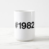 1982ハッシュタグ43誕生日記念日 コーヒーマグカップ (中央)