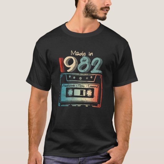 1982年誕生日テープ製40歳 Tシャツ (正面)