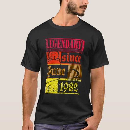 1982年6月以来40歳の誕生日ヴィンテージ Tシャツ (正面)