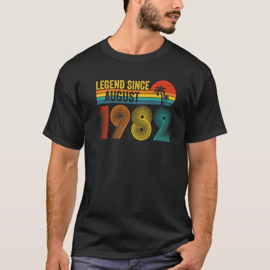 1982年8月以来の伝説 40歳誕生日ヴィンテージ40 Tシャツ (正面)