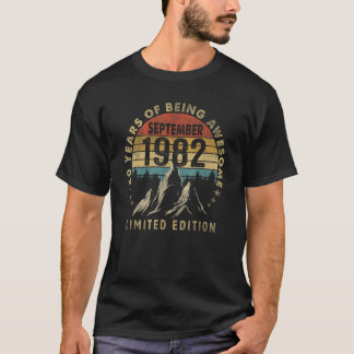 1982年9月生まれのすごい40歳 Tシャツ