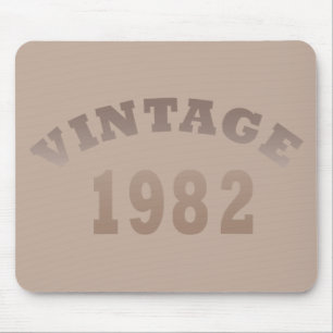 1982生まれ年のヴィンテージ生誕 マウスパッド