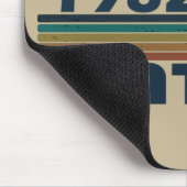 1982生まれ年のヴィンテージ生誕 マウスパッド (コーナー)