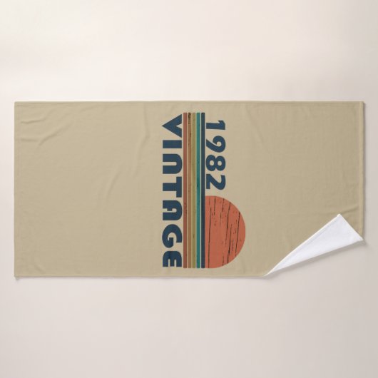 1982生まれ年のヴィンテージ誕生日ギフト バスタオル (バスタオル)