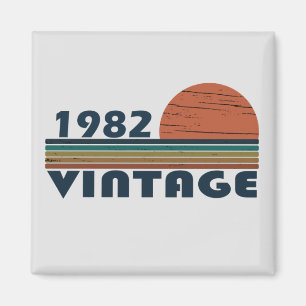 1982生まれ年のヴィンテージ誕生日ギフト マグネット