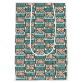 1982生まれ年 ミディアムペーパーバッグ (裏面)