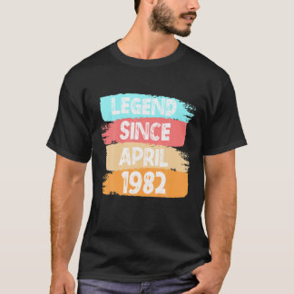 1982素晴らし年から40番目の誕生日ギフト40歳 Tシャツ