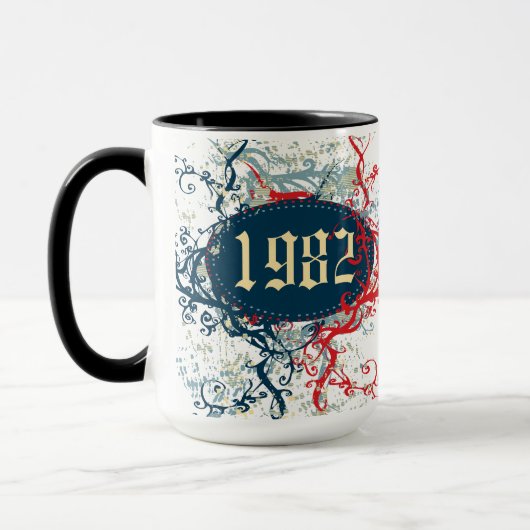 1982誕生日年、1982年以来、または1982年に作られた マグカップ (左)