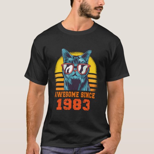 1983年以来のクールな猫 40周年 Tシャツ (正面)