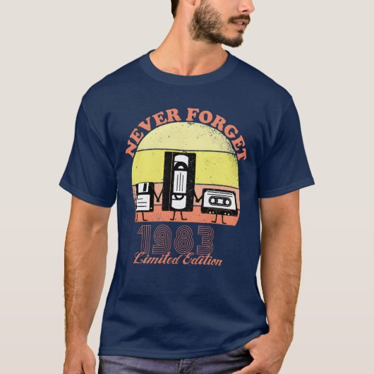 1983年生まれのあなたへ 限定版ヴィンテージ Tシャツ (正面)