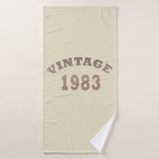 1983生まれ年のヴィンテージ誕生日ギフト バスタオル (バスタオル)