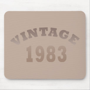 1983生まれ年のヴィンテージ誕生日ギフト マウスパッド