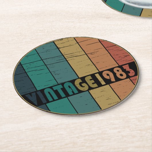 1983生まれ年のヴィンテージ ラウンドペーパーコースター (アングル)