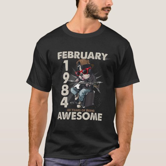 1984年40年から2月40日の誕生日の犬の恋人 Tシャツ (正面)