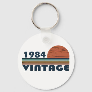 1984生まれ年のヴィンテージ誕生日ギフト キーホルダー