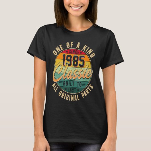 1985年ユニーク以来、永遠のために古典的に構築 Tシャツ (正面)