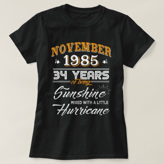 1985年11月のワイシャツ第34記念日のギフト Tシャツ (デザイン正面)