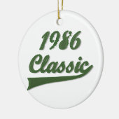 1986年のクラシック セラミックオーナメント (左)