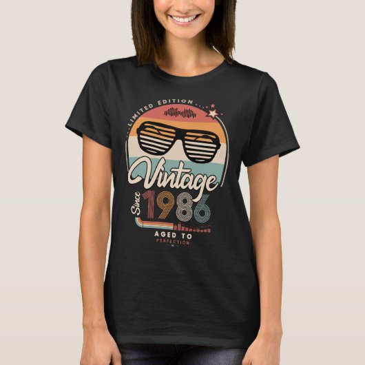 1986年Tシャツ以降のヴィンテージ Tシャツ (正面)
